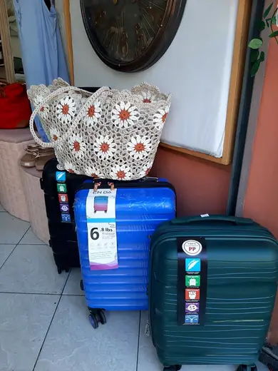Τσάντες στο μαγαζί, 2 από 22